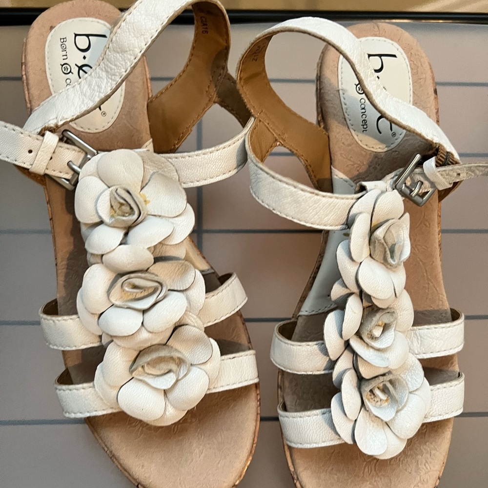 BOC leather sandals with floral detail
